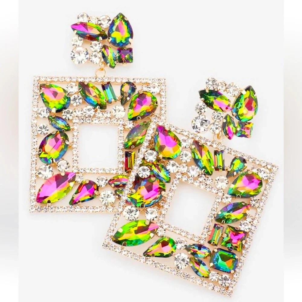It Girl Statement Earring